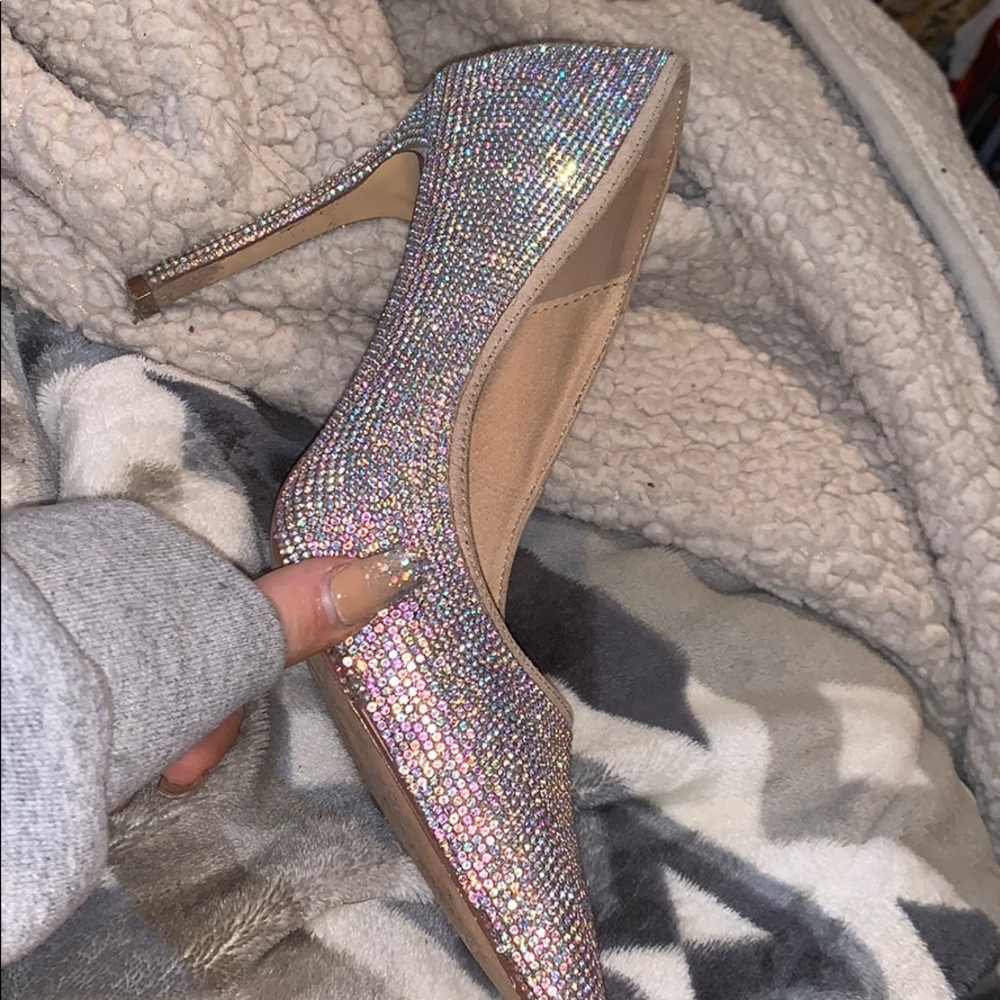 DazZling/sparkly heels
